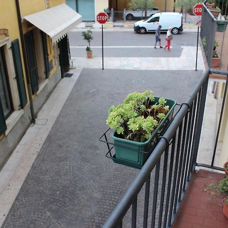 Appartamento Balconcino Su Lazise Exterior photo